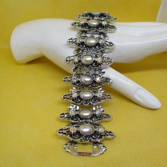 VICTORIAN REVIVAL RHINESTONE Bracelet A B Rhinestone Faux Pearl Filigree Silver - Picture 3 of 16